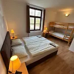 Majak 招待所 Dublovice